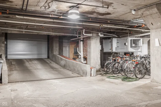 $799,900 | 225 North New Jersey Street, Unit 52, Indianapolis, IN 46204