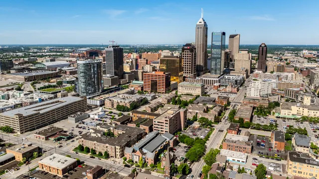 $799,900 | 225 North New Jersey Street, Unit 52, Indianapolis, IN 46204