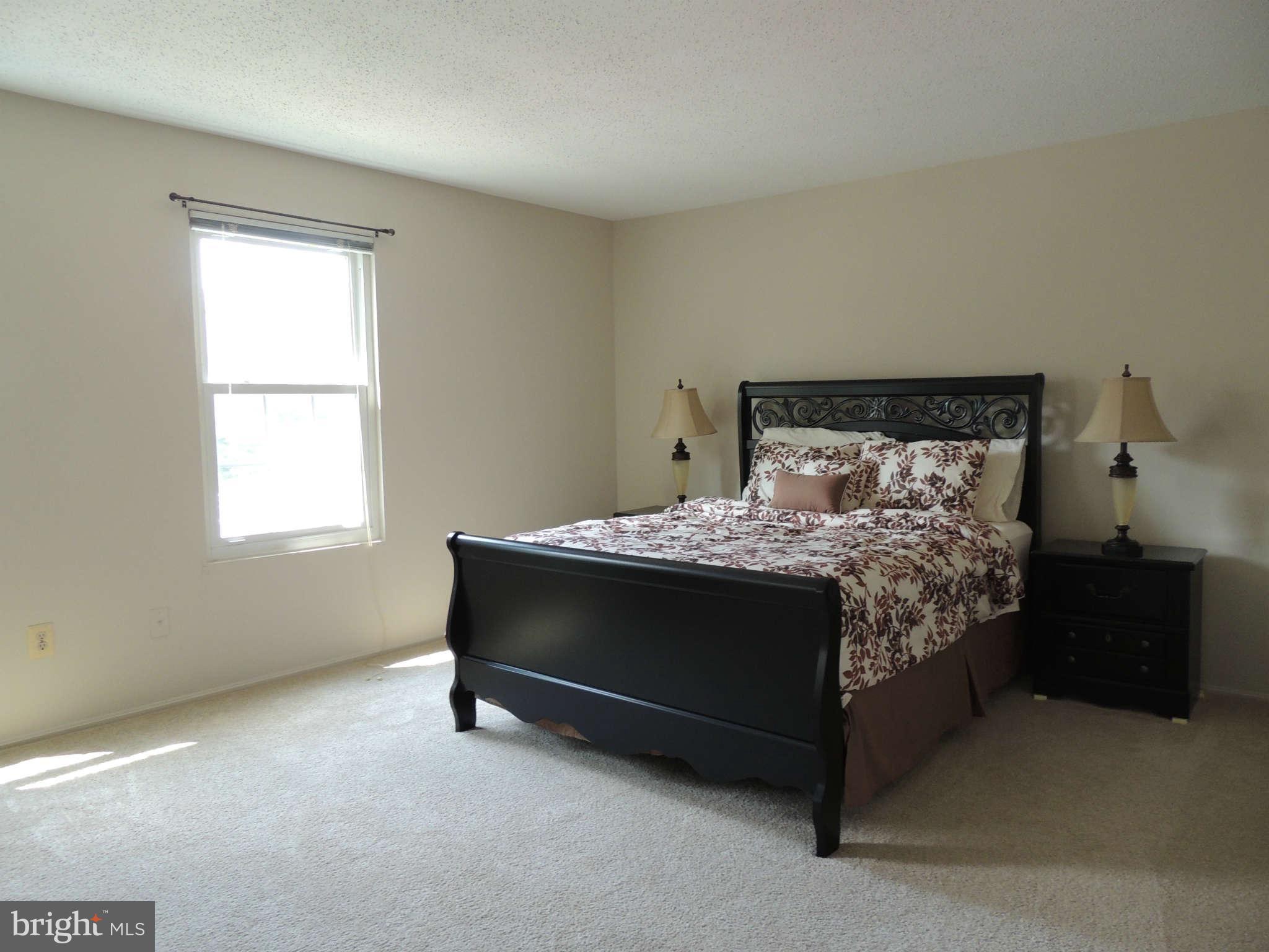 117 Fort Evans Road Southeast, Unit D Leesburg, VA 20175 - Photo 9 of 13 Bedroom