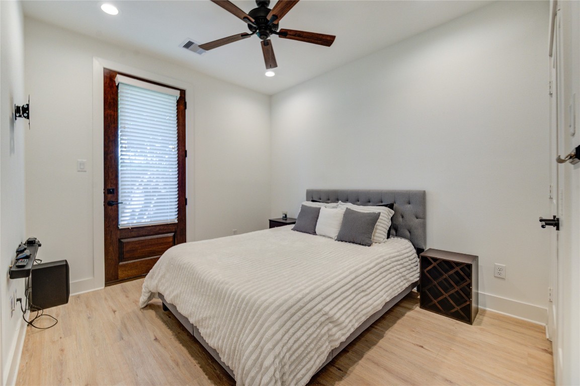 2534 Terry Street Houston, TX 77009 - Photo 11 of 40
