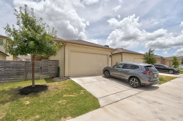 $3,100 | 1704 Frontier Valley Drive, Austin, TX 78741