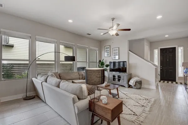 $3,100 | 1704 Frontier Valley Drive, Austin, TX 78741