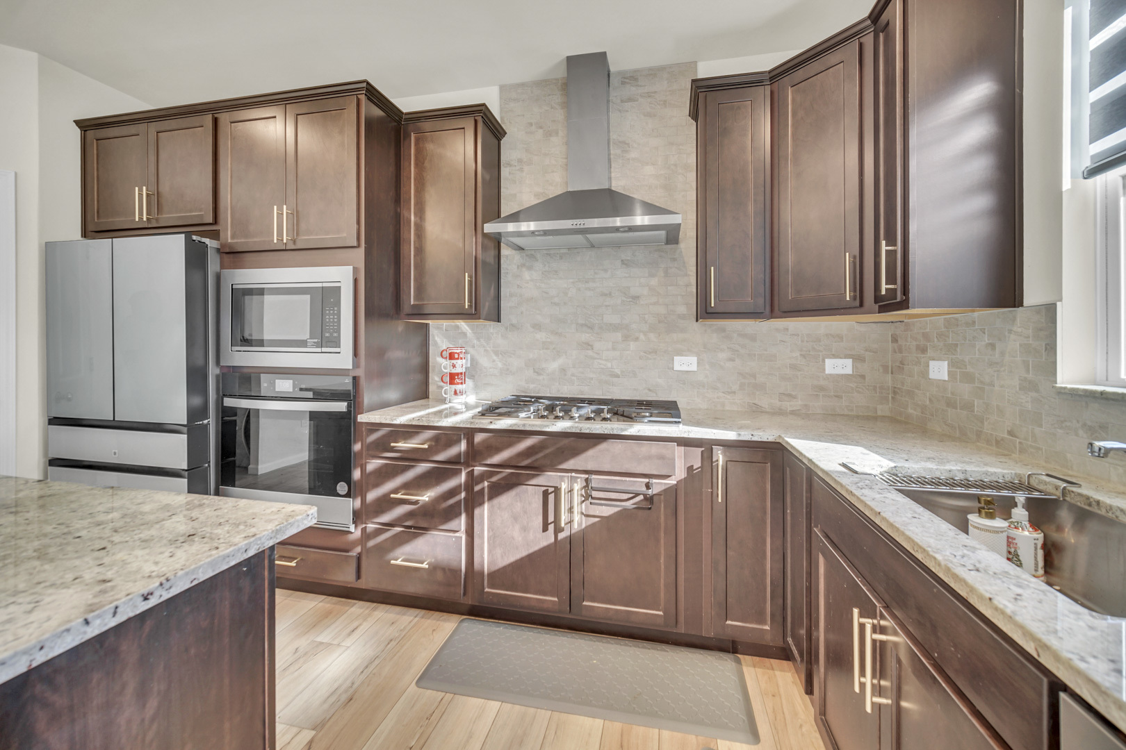 1007 Kessler Drive Mundelein, IL 60060 - Photo 12 of 35