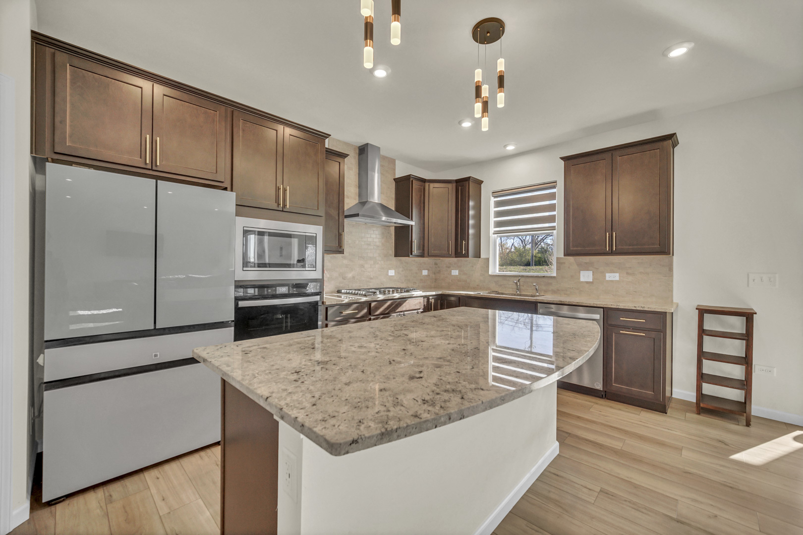 1007 Kessler Drive Mundelein, IL 60060 - Photo 14 of 35