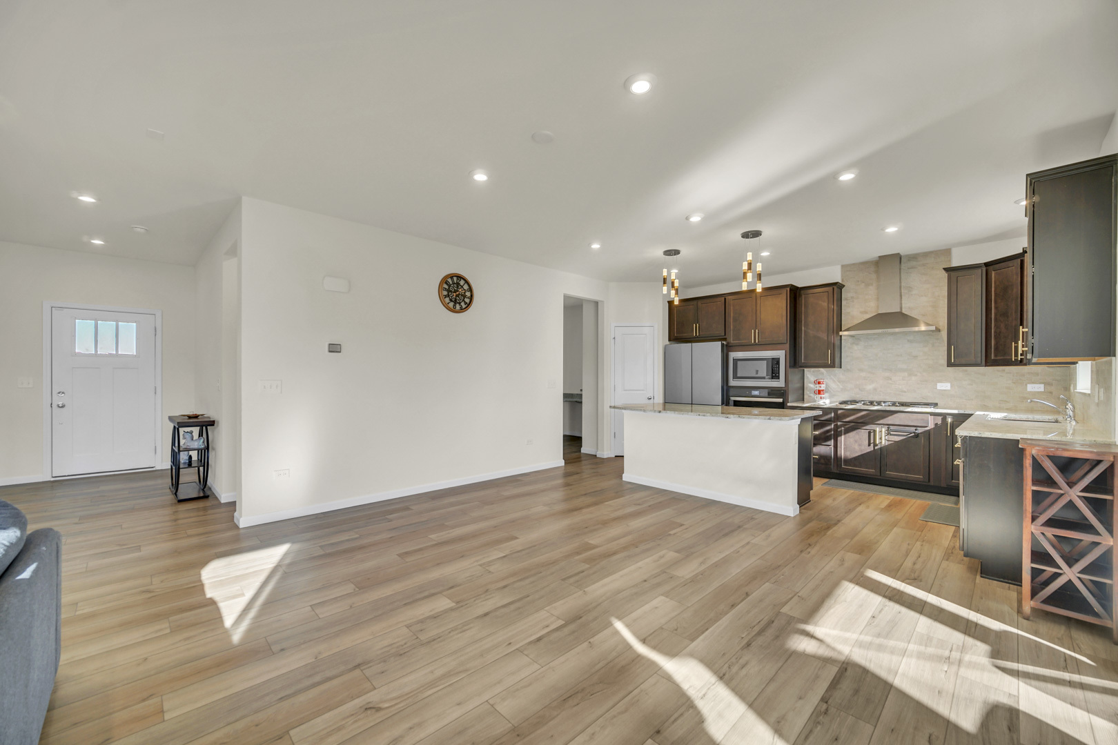 1007 Kessler Drive Mundelein, IL 60060 - Photo 15 of 35