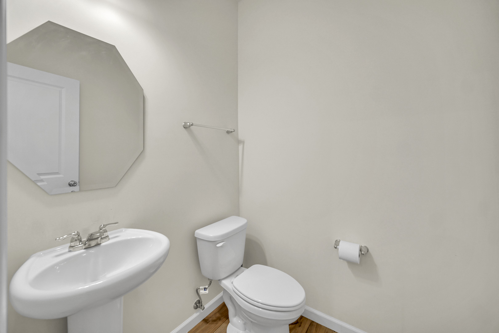 1007 Kessler Drive Mundelein, IL 60060 - Photo 17 of 35