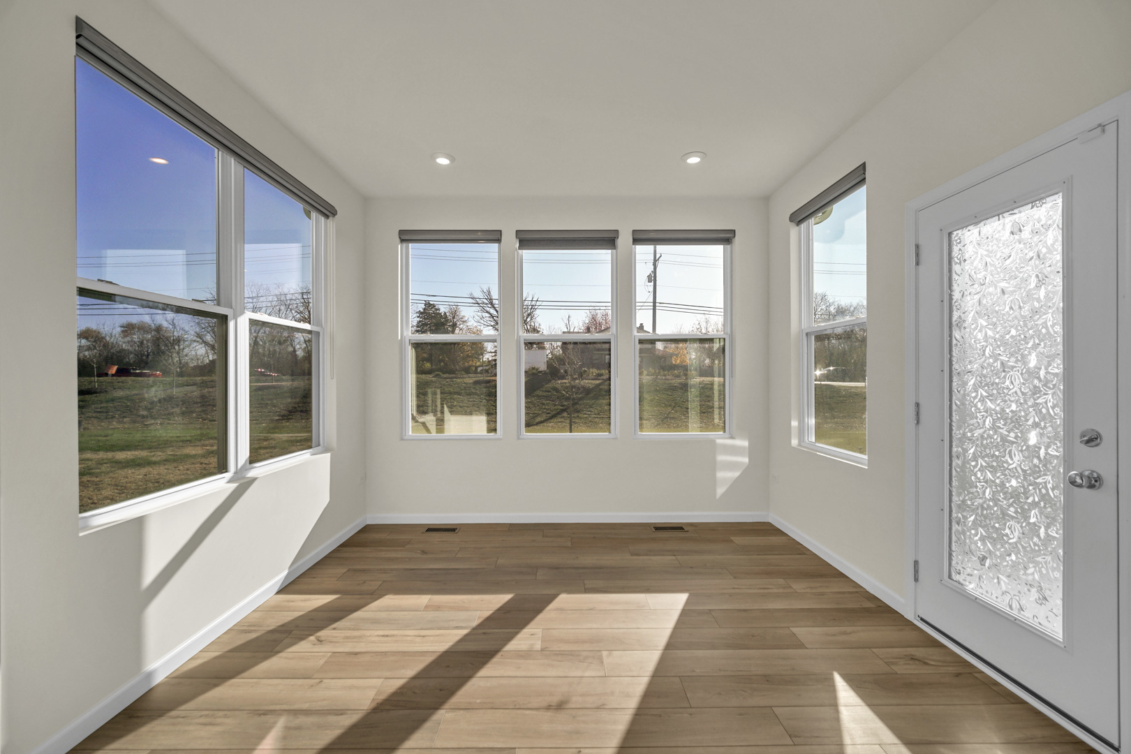 1007 Kessler Drive Mundelein, IL 60060 - Photo 18 of 35