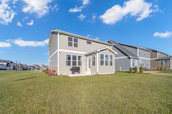 $674,900 | 1007 Kessler Drive, Mundelein, IL 60060