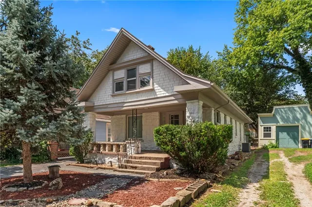 $290,000 | 4328 Terrace Street, Kansas City, MO 64111