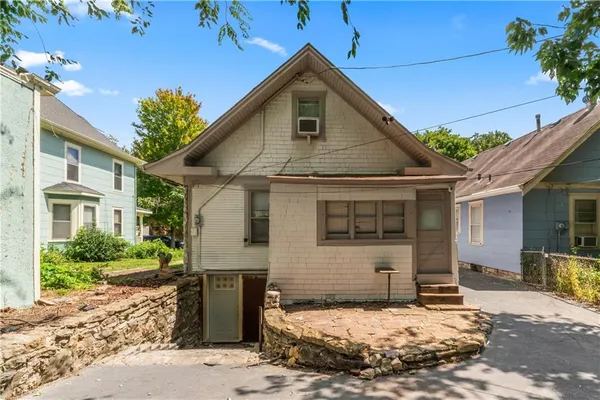 $275,000 | 4328 Terrace Street, Kansas City, MO 64111