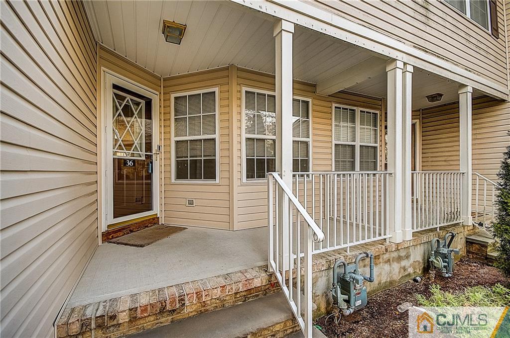 36 Hawthorne Road North Brunswick, NJ 08902 - Photo 5 of 49 Gallery Image 5