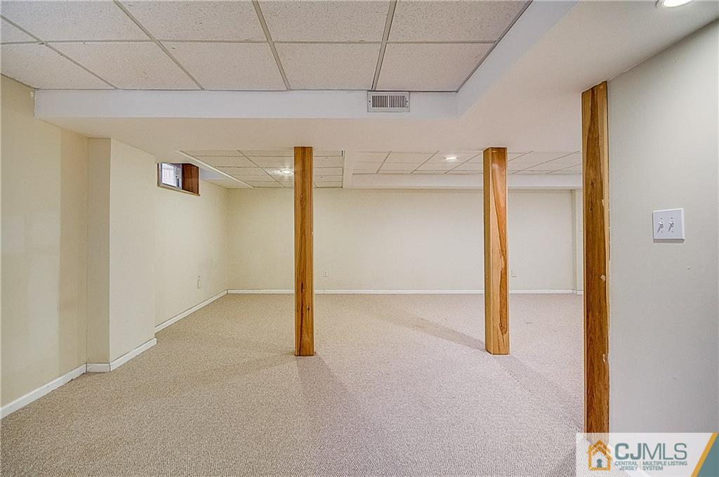 36 Hawthorne Road North Brunswick, NJ 08902 - Photo 46 of 49 Gallery Image 46