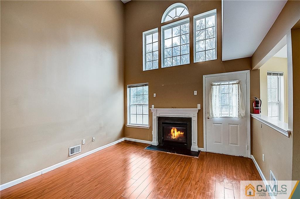 36 Hawthorne Road North Brunswick, NJ 08902 - Photo 6 of 49 Gallery Image 6
