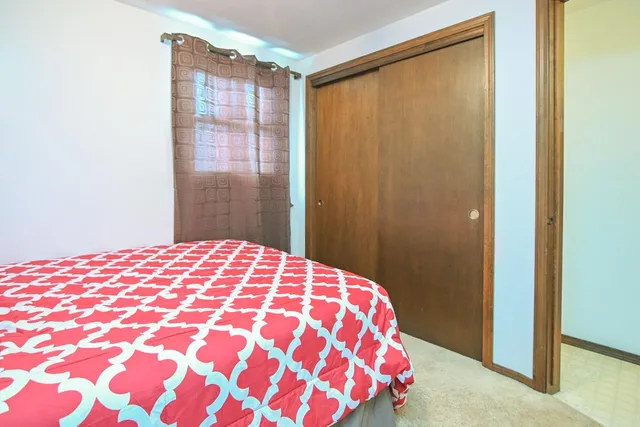 $310,000 | 441 Menlo Park Road, Green Bay, WI 54302