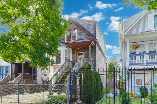 $499,000 | 4322 North Monticello Avenue, Chicago, IL 60618