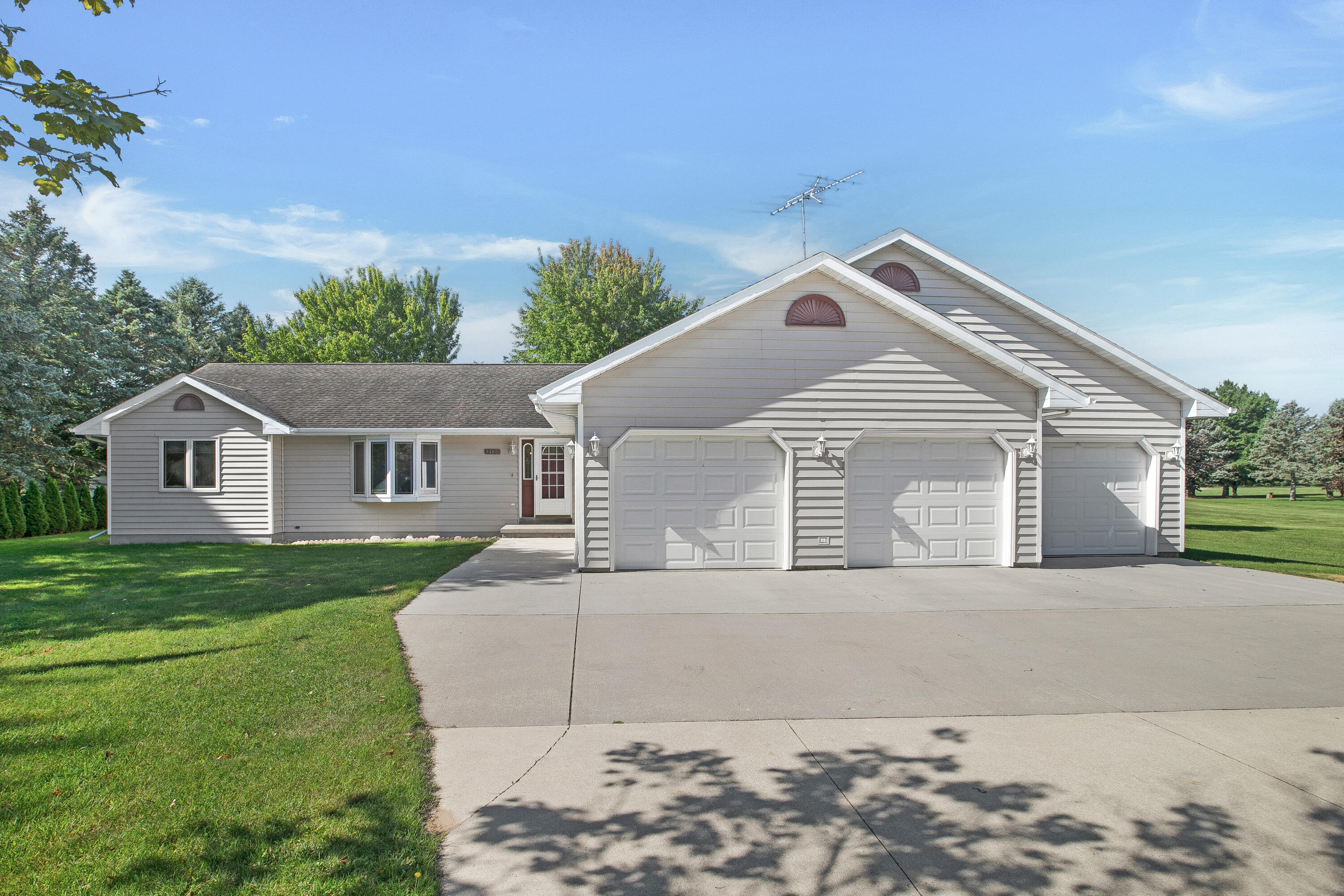 12120 Marken Road Meeme, WI 53042 - Photo 1 of 40 12120 Marken-1