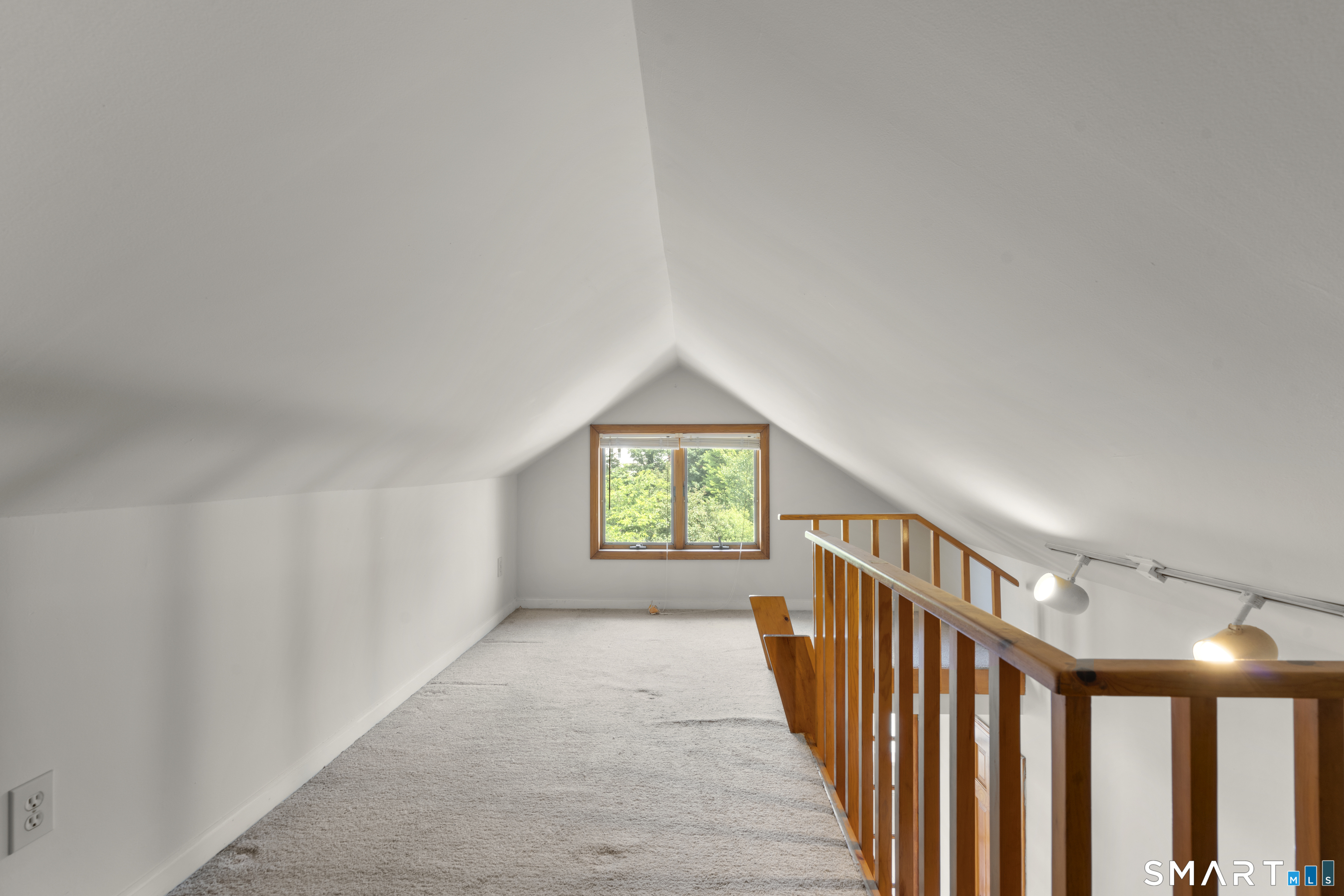 19 Jackson Street Ansonia, CT 06401 - Photo 11 of 18