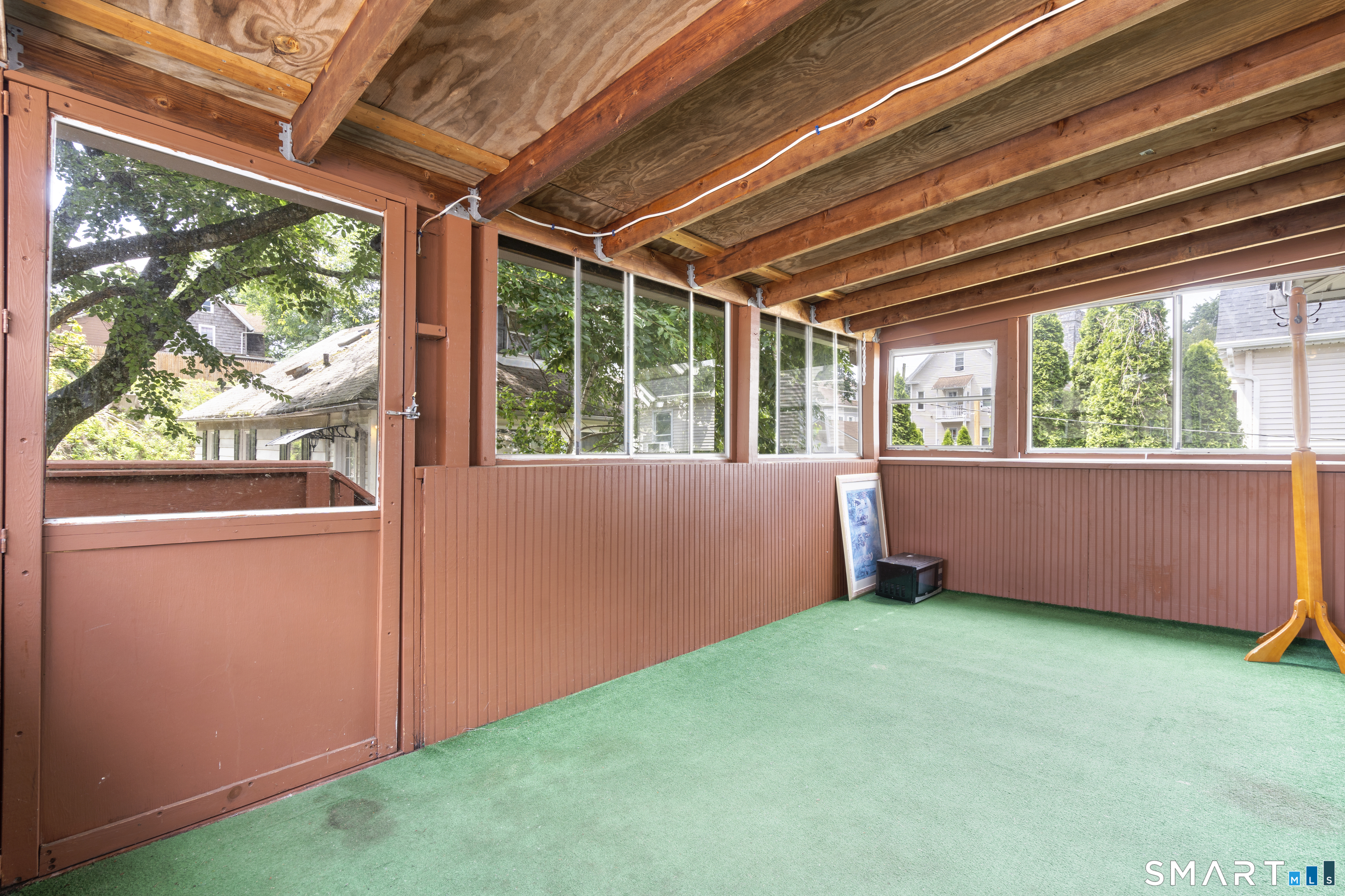 19 Jackson Street Ansonia, CT 06401 - Photo 14 of 18