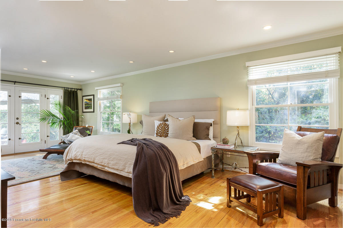 1555 Scenic Drive Pasadena, CA 91103 - Photo 20 of 64 20-1555 Scenic_192v1_mls