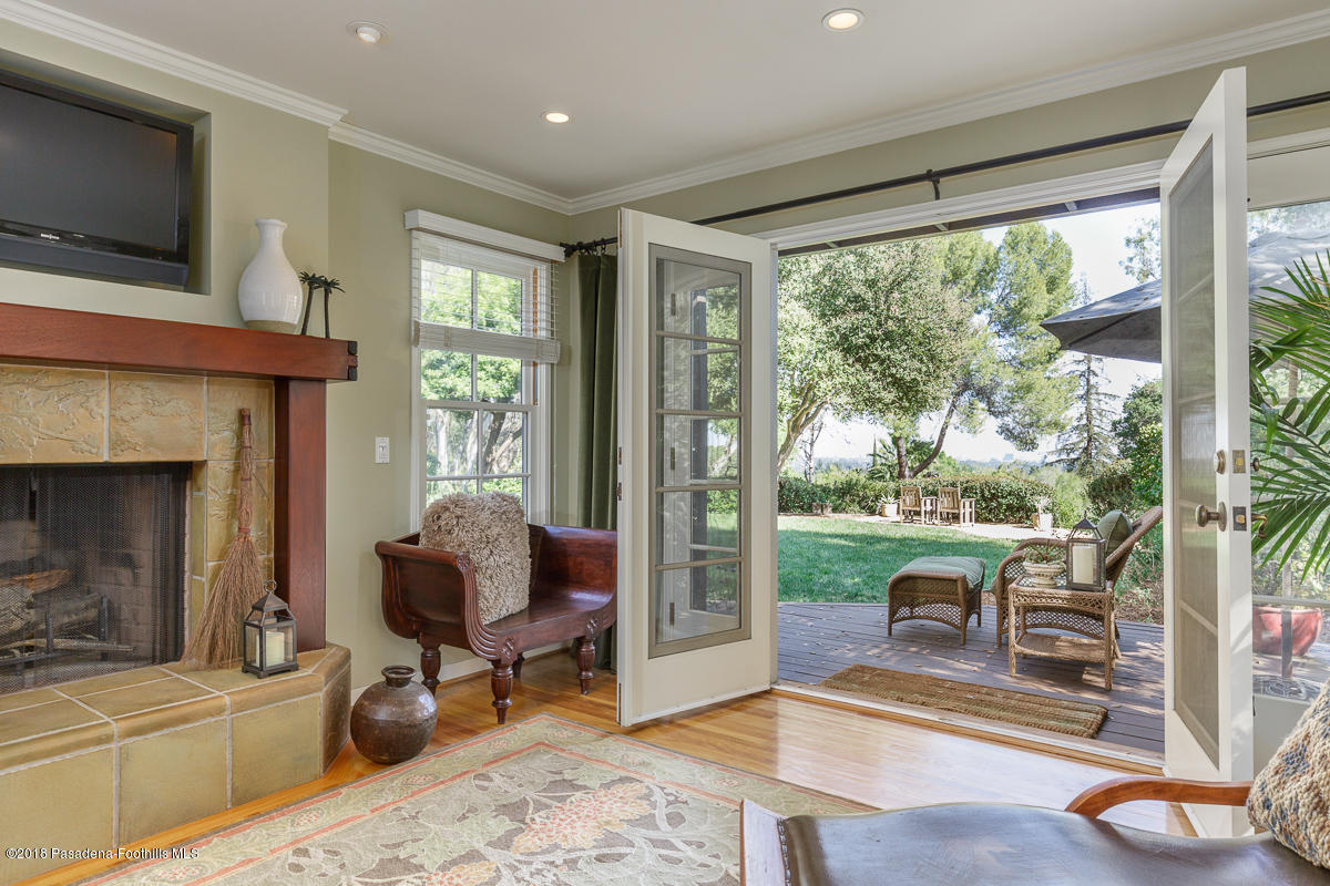 1555 Scenic Drive Pasadena, CA 91103 - Photo 21 of 64 21.1555 Scenic_224v1_mls