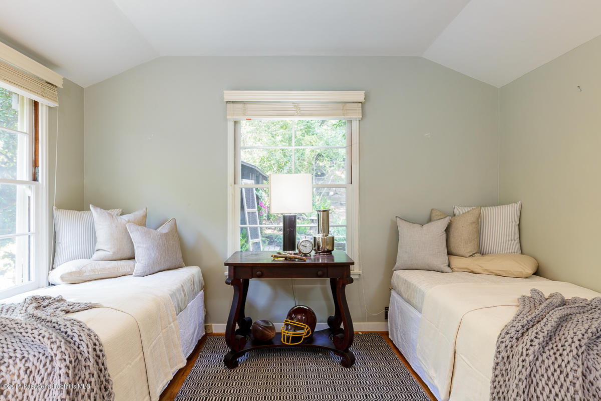 1555 Scenic Drive Pasadena, CA 91103 - Photo 30 of 64 29-1555 Scenic_111v1_mls