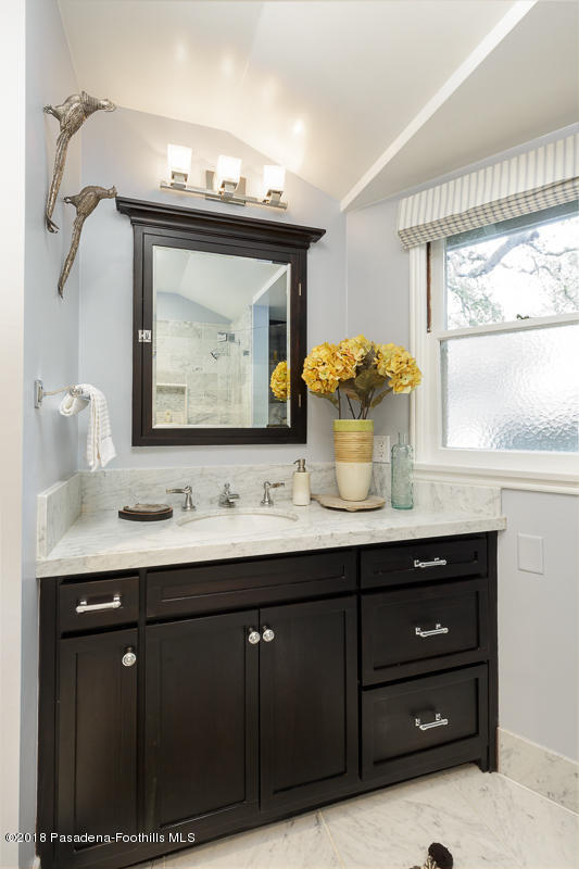 1555 Scenic Drive Pasadena, CA 91103 - Photo 31 of 64 30-1555 Scenic_139v1_mls