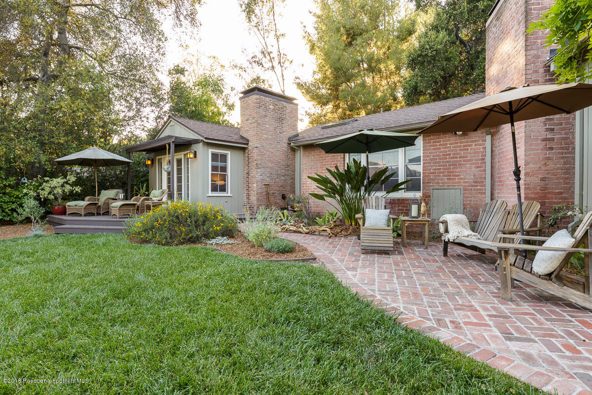 1555 Scenic Drive Pasadena, CA 91103 - Photo 40 of 64 37-1555 Scenic_560_mls