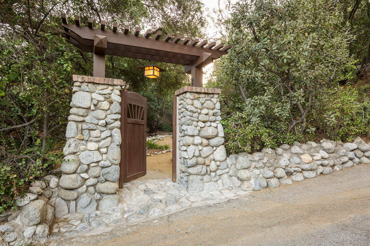 1555 Scenic Drive Pasadena, CA 91103 - Photo 55 of 64 57.1555 Scenic_583_mls