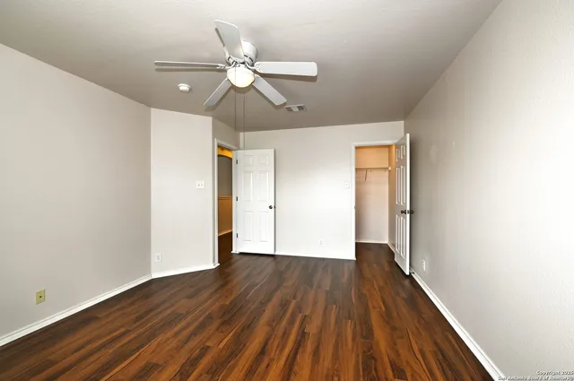 $2,550 | 611 American Flag, Schertz, TX 78108