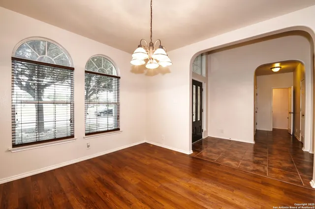 $2,550 | 611 American Flag, Schertz, TX 78108