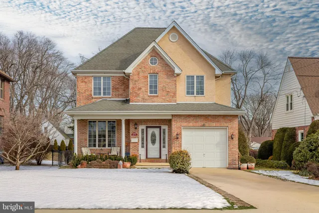 $640,000 | 4505 Aubrey Avenue, Philadelphia, PA 19114