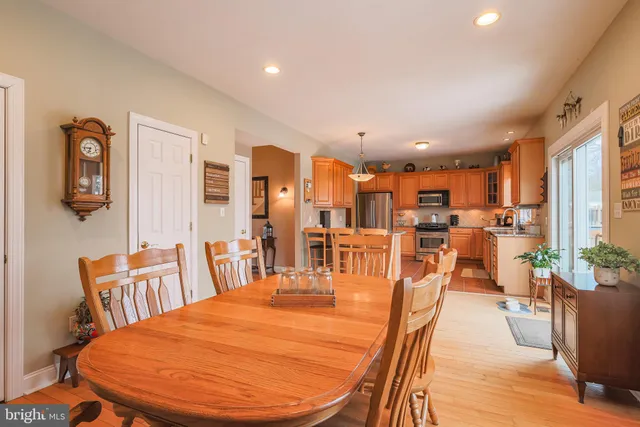 $640,000 | 4505 Aubrey Avenue, Philadelphia, PA 19114