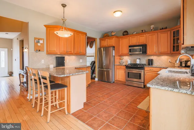 $640,000 | 4505 Aubrey Avenue, Philadelphia, PA 19114