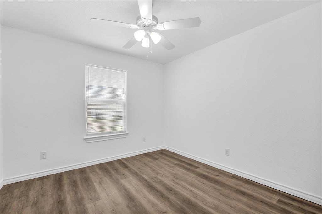 204 North Wiebusch Street Riesel, TX 76682 - Photo 20 of 27