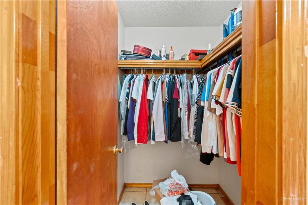 106 Rosa Priego Street Donna, TX 78537 - Photo 13 of 25 View of spacious closet