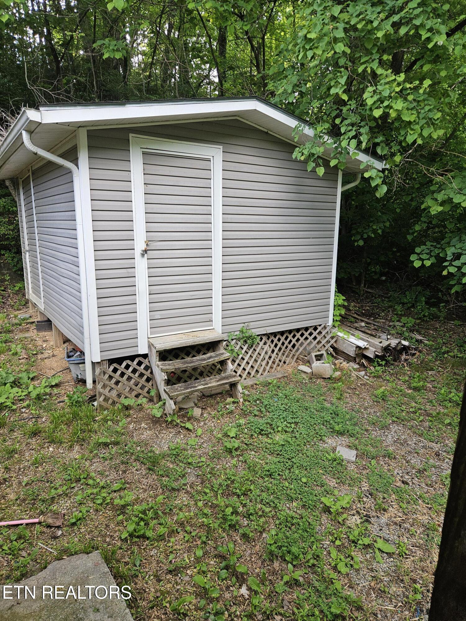 240 Henderson Hollow Road Knoxville, TN 37931 - Photo 4 of 9 henderson hollow out bldg