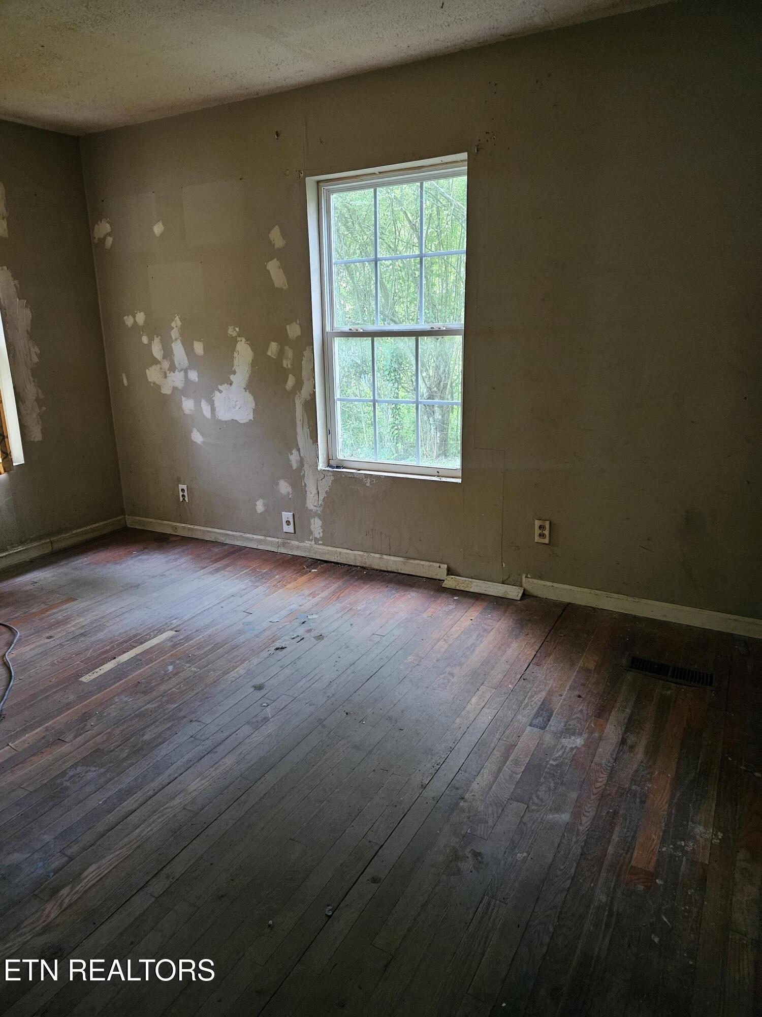 240 Henderson Hollow Road Knoxville, TN 37931 - Photo 5 of 9 henderson hollow bdrm
