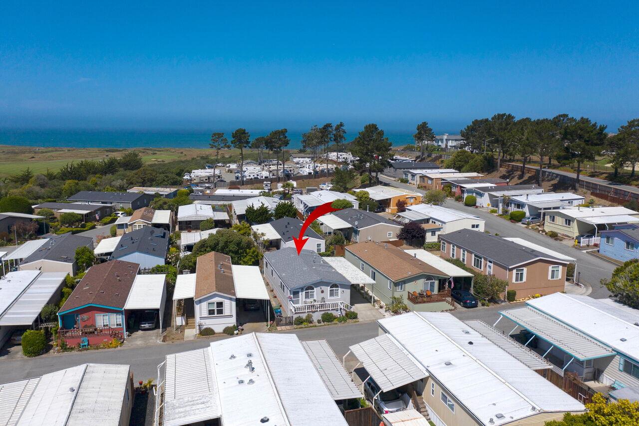 5 Lighthouse Road, Unit 5 Half Moon Bay, CA 94019 - Photo 24 of 25 a picture of a city