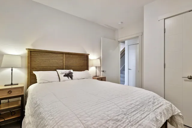 $1,390,000 | 140 Lodge Road, Unit 11, Ludlow, VT 05149