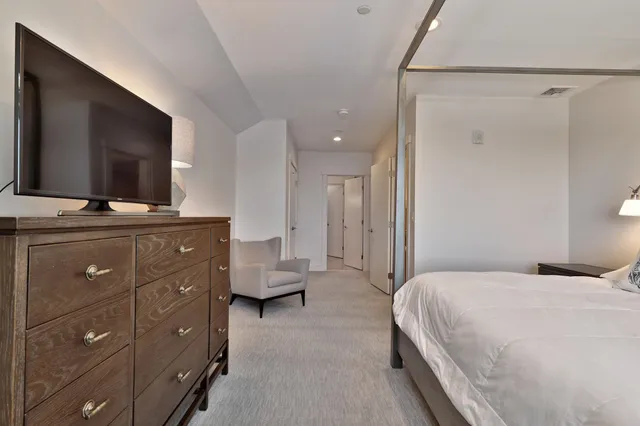 $1,390,000 | 140 Lodge Road, Unit 11, Ludlow, VT 05149