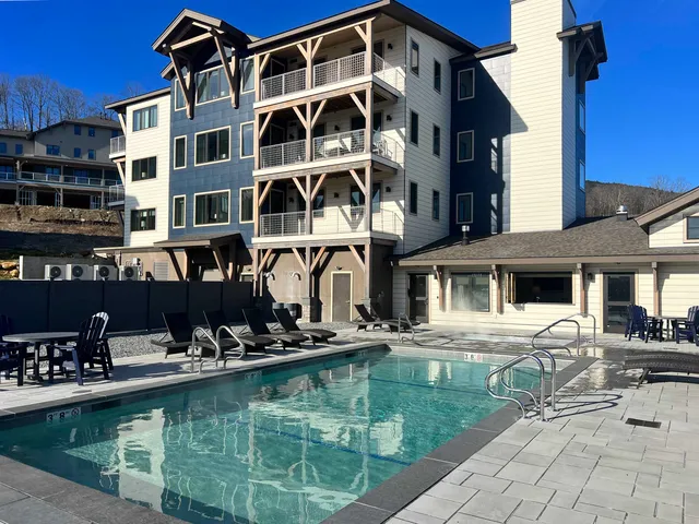 $1,390,000 | 140 Lodge Road, Unit 11, Ludlow, VT 05149