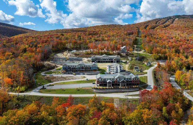 $1,390,000 | 140 Lodge Road, Unit 11, Ludlow, VT 05149