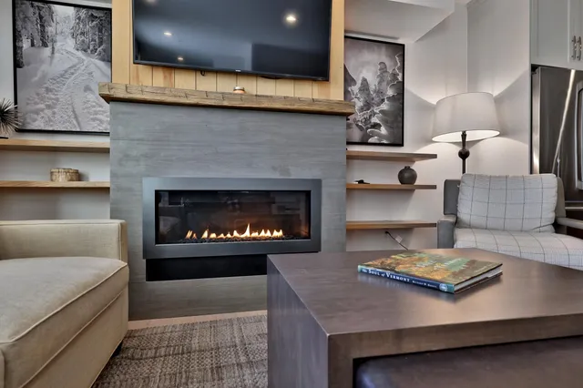 $1,390,000 | 140 Lodge Road, Unit 11, Ludlow, VT 05149