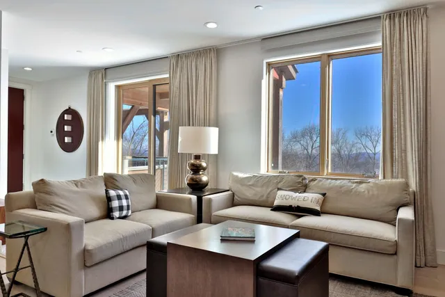 $1,390,000 | 140 Lodge Road, Unit 11, Ludlow, VT 05149