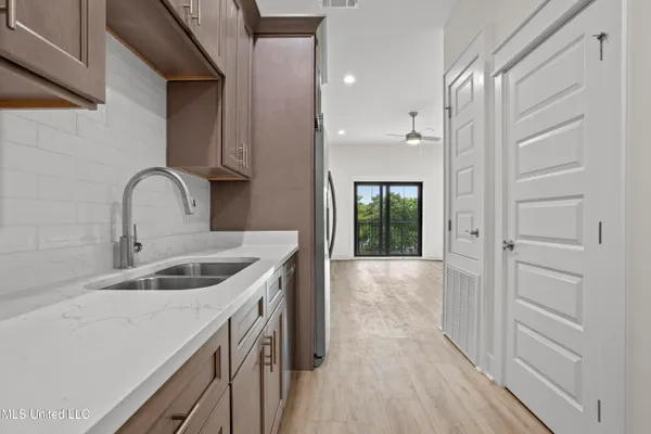 $349,900 | 124 Court Street, Unit 203, Bay St. Louis, MS 39520