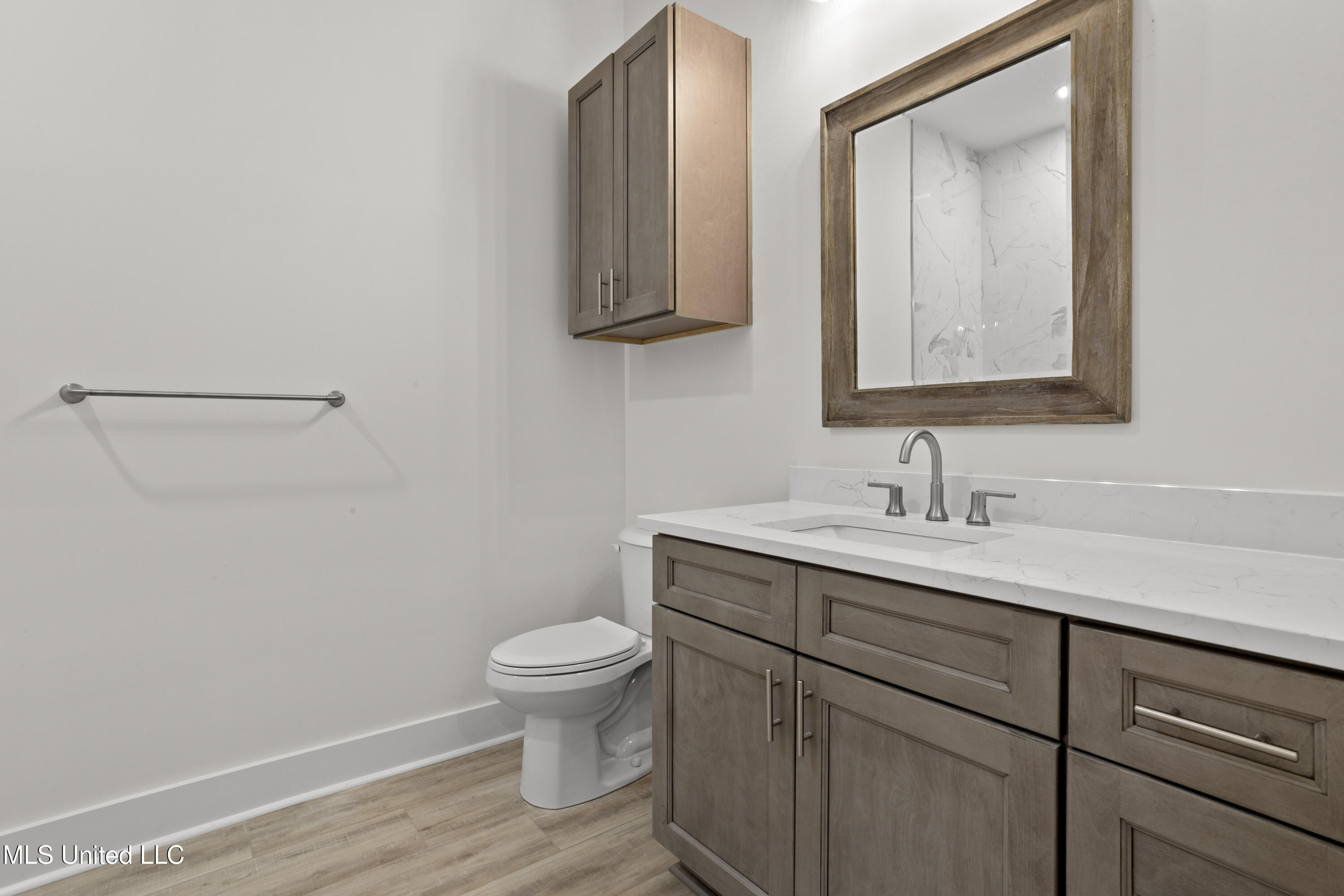 124 Court Street, Unit 203 Bay St. Louis, MS 39520 - Photo 12 of 55 034