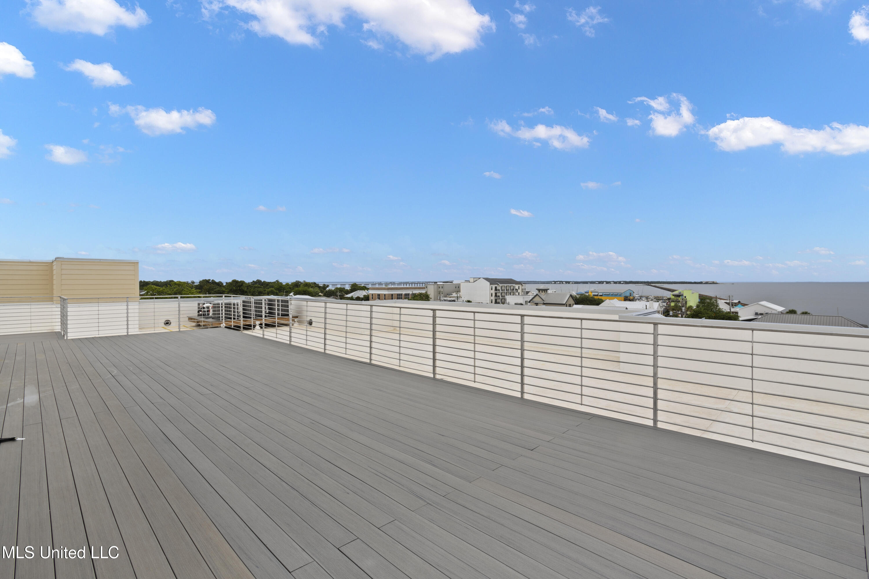 124 Court Street, Unit 203 Bay St. Louis, MS 39520 - Photo 17 of 55 067