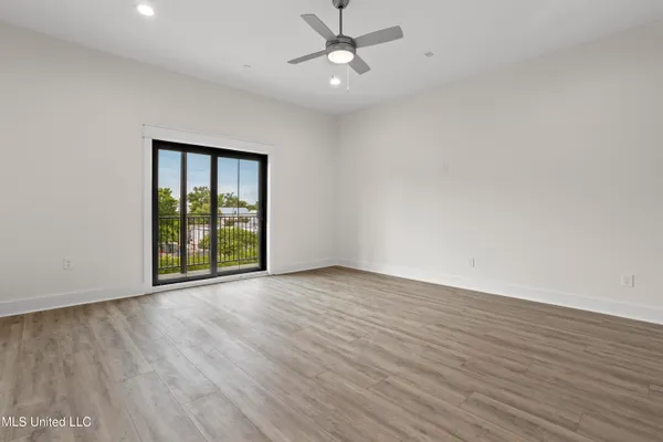 $349,900 | 124 Court Street, Unit 203, Bay St. Louis, MS 39520