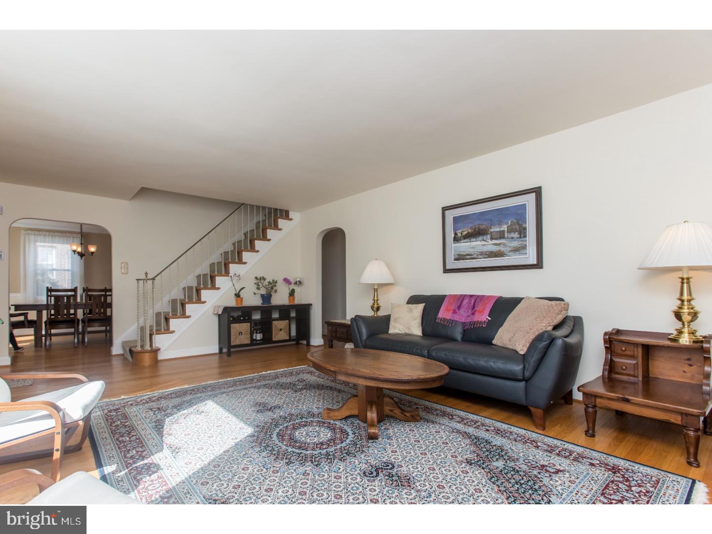 539 Hempstead Road Springfield, PA 19064 - Photo 4 of 25 Living Room