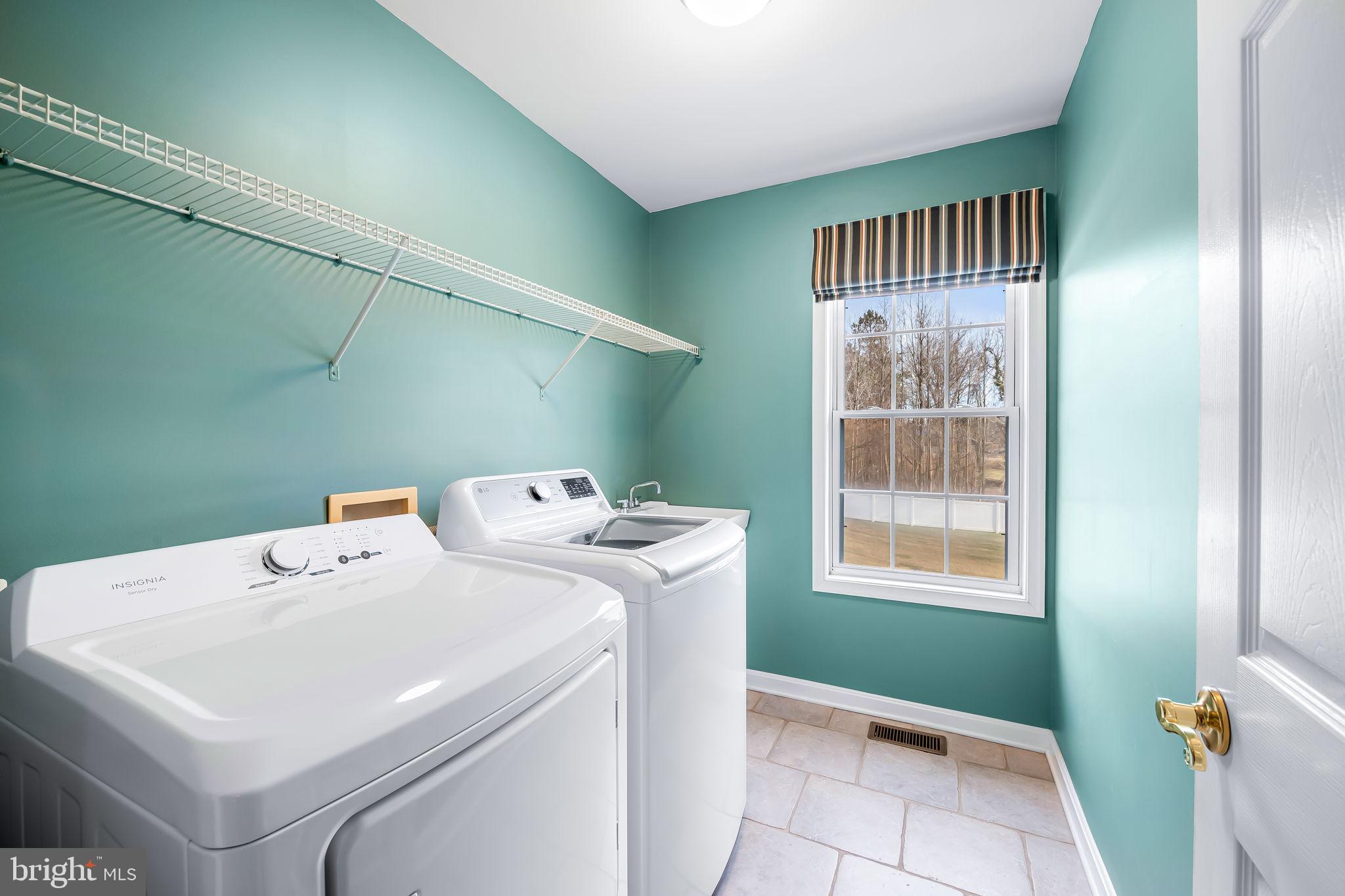 1671 Bay Head Road Annapolis, MD 21409 - Photo 39 of 56 Upstairs Laundry